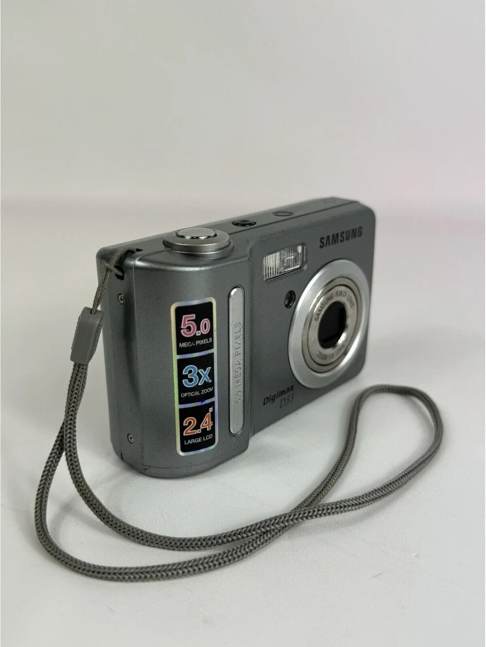 Samsung Digimax D53 5.0 Megapixels Digital Camera Parts Or Repair Only
